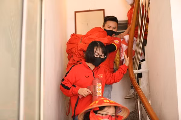 Những thành viên hội CĐV VFS đều là những người còn khá trẻ, họ có tình yêu với bóng đá và đặc biệt là với đội tuyển Việt Nam.