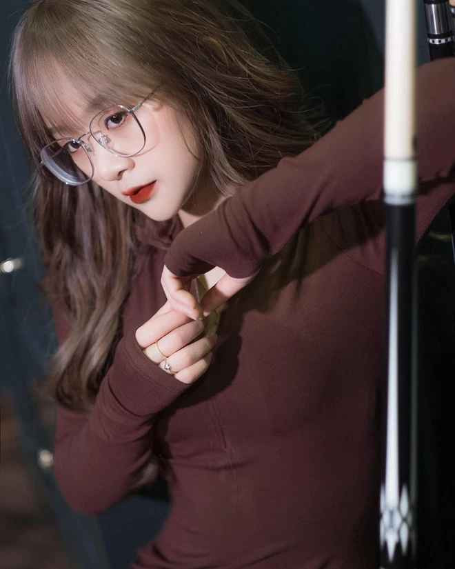 Được biết, cô nàng là người dân tộc Tày, hiện là sinh viên của đại học Luật Hà Nội.