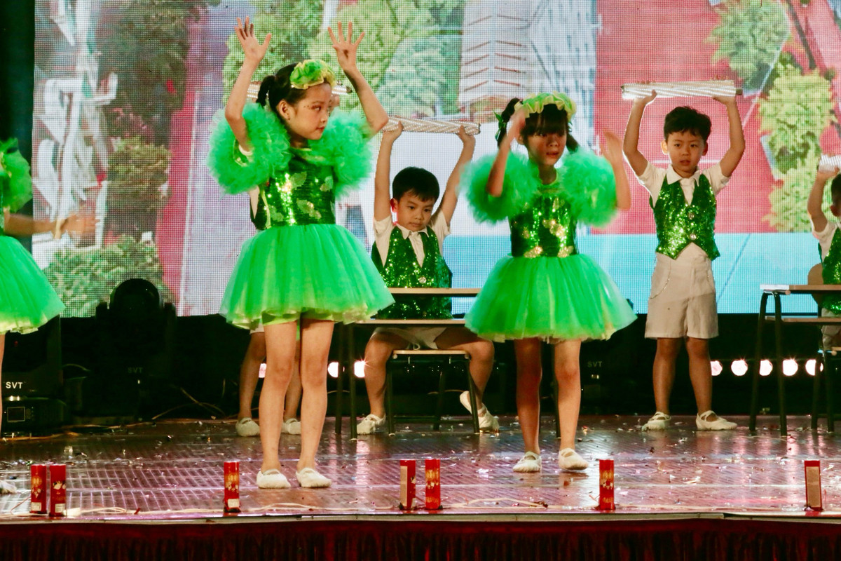 Hoi dien Van nghe lan thu 31 hoanh trang cua truong Marie Curie-Hinh-4