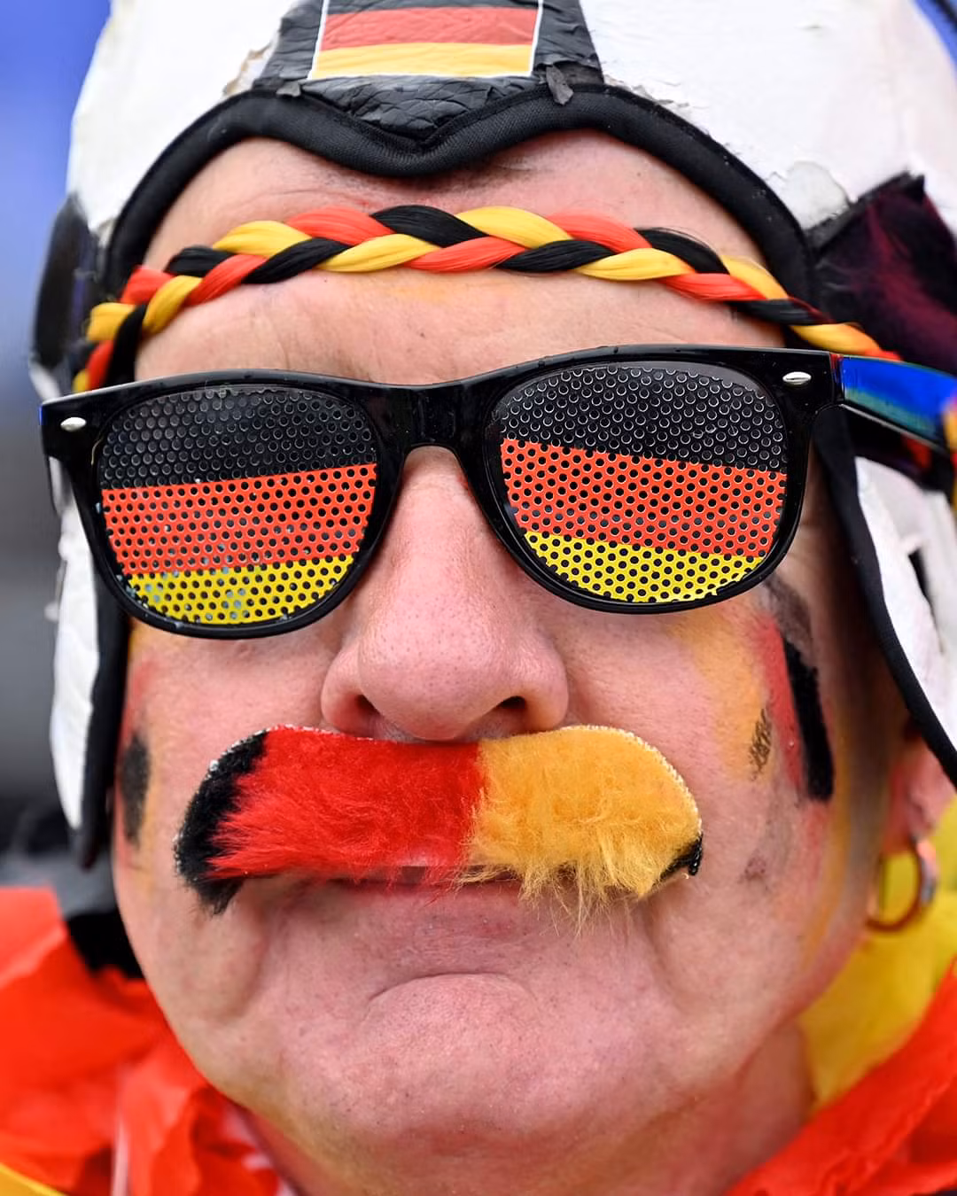 Một CĐV Đức tự tin vào chiến thắng của đội chủ nhà trước Scotland trong ngày khai màn EURO 2024.