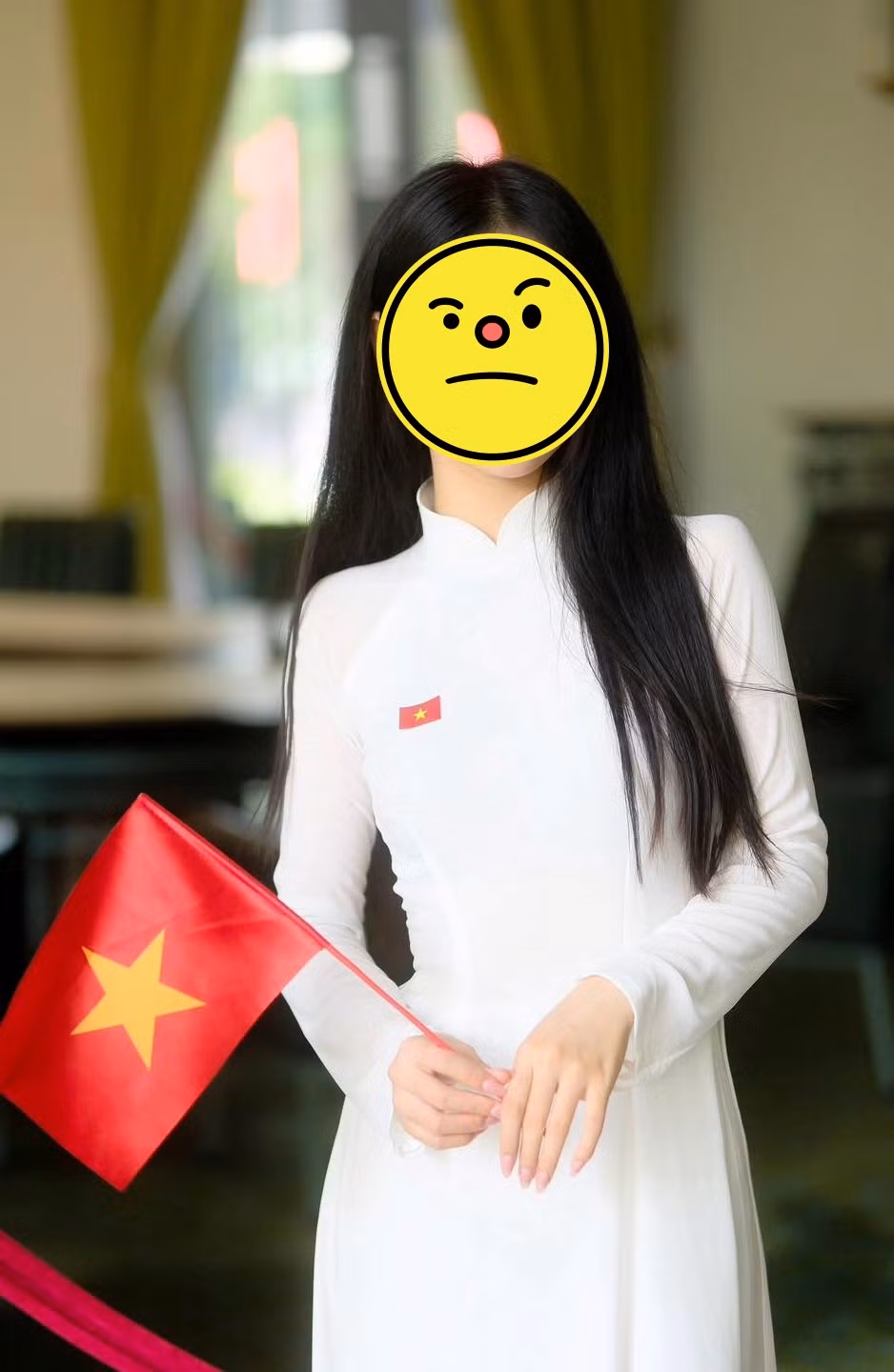 Điều này khiến Lê Tuấn Khang may mắn “lọt mắt xanh” đạo diễn Lý Hải và được lựa chọn vào một vai diễn trong bộ phim điện ảnh Lật Mặt 8.