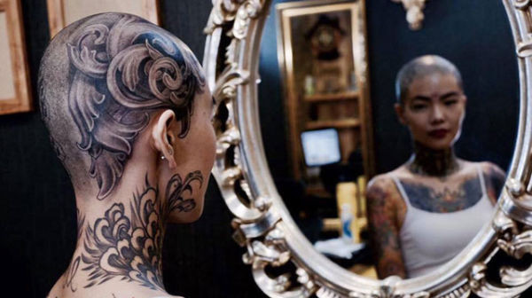 Hiện tại, trên trang cá nhân, cô gái “xăm trổ” sở hữu hơn 500.000 người theo dõi. Với tâm niệm cởi bỏ định kiến về những người xăm trổ. Mai Phạm thường quay video, đăng tải hình ảnh, câu chuyện về nghệ thuật xăm… để giúp mọi người hiểu hơn về nghề.