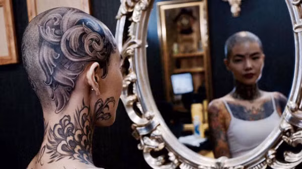 Hiện tại, trên trang cá nhân, cô gái “xăm trổ” sở hữu hơn 500.000 người theo dõi. Với tâm niệm cởi bỏ định kiến về những người xăm trổ. Mai Phạm thường quay video, đăng tải hình ảnh, câu chuyện về nghệ thuật xăm… để giúp mọi người hiểu hơn về nghề.