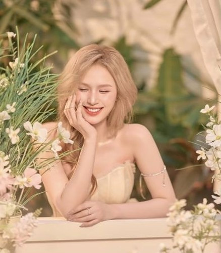 Khi có người hỏi cuộc sống một mình có ổn không, vợ cũ Xemesis tiết lộ thời gian đầu cũng buồn vì trong 6 năm trước đó luôn có người đồng hành còn bây giờ phải tự lo.