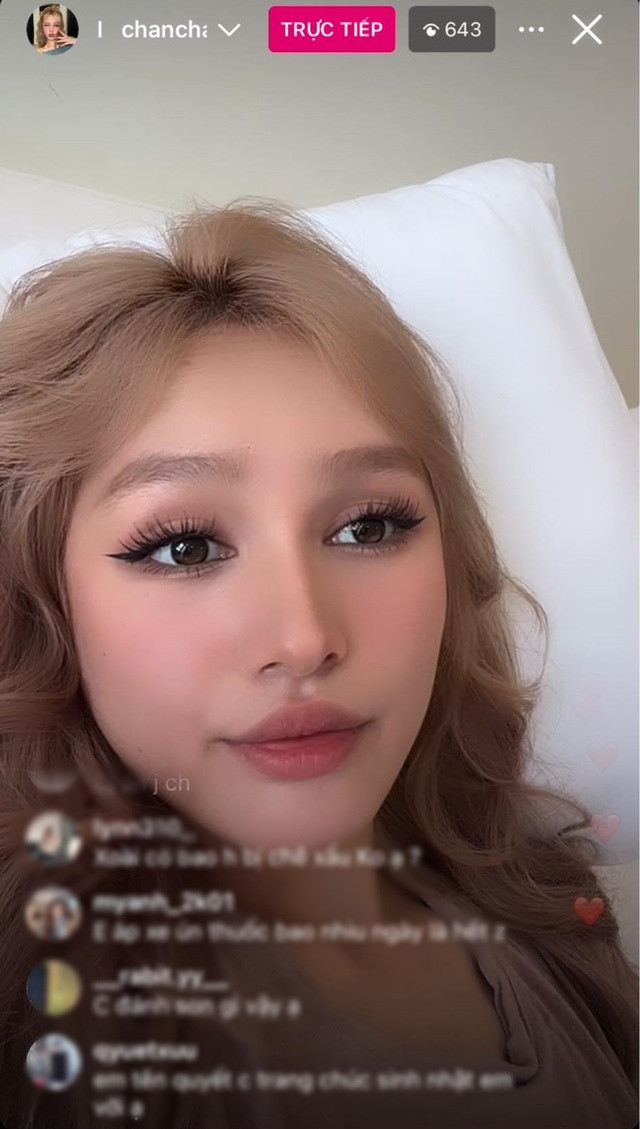 Về chuyện vẫn làm bạn với Xemesis sau khi chia tay, Xoài Non cho biết cả 2 đã đồng hành nhiều năm và không muốn mối quan hệ sẽ kết thúc theo kiểu hoàn toàn biến mất ra khỏi đời nhau.