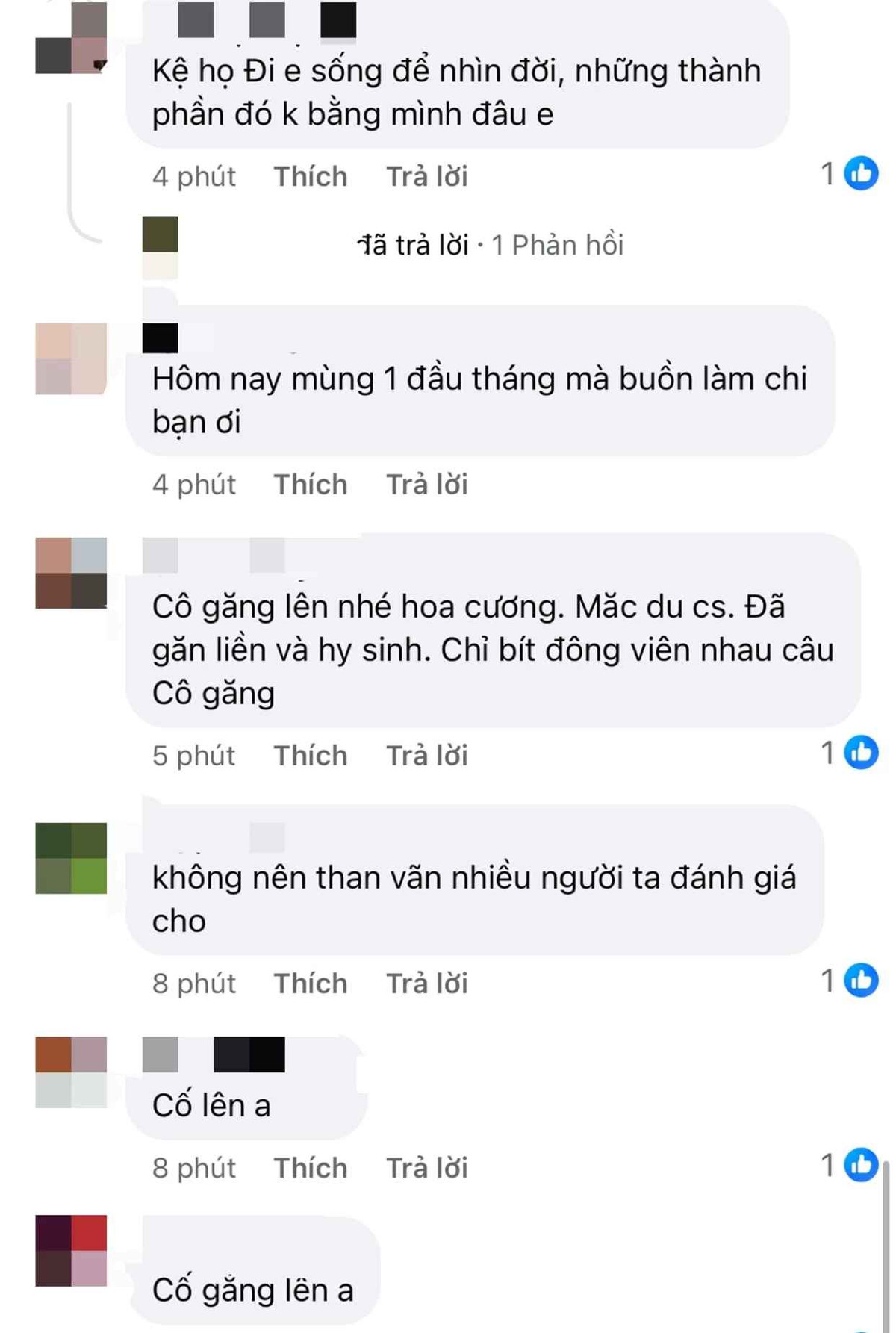 Thông qua những chia sẻ trên, có thể hiểu rằng Hoa Cương đang cảm thấy mệt mỏi vì cuộc sống phải trải qua nhiều điều đắng cay, khổ sở. Thậm chí, anh còn muốn “một giấc ngủ thật dài để không bao giờ tỉnh lại” khiến cư dân mạng không khỏi hoang mang, lo lắng.