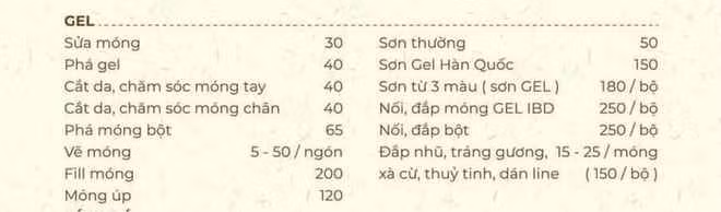 Không những thế, cô nàng cũng phát hiện giá trên hoá đơn và bảng giá của shop có sự chênh lệch.
