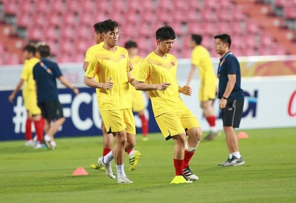 Sai lam cua Bui Tien Dung, U23 Viet Nam ve que an Tet-Hinh-10