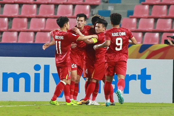 Sai lam cua Bui Tien Dung, U23 Viet Nam ve que an Tet-Hinh-6