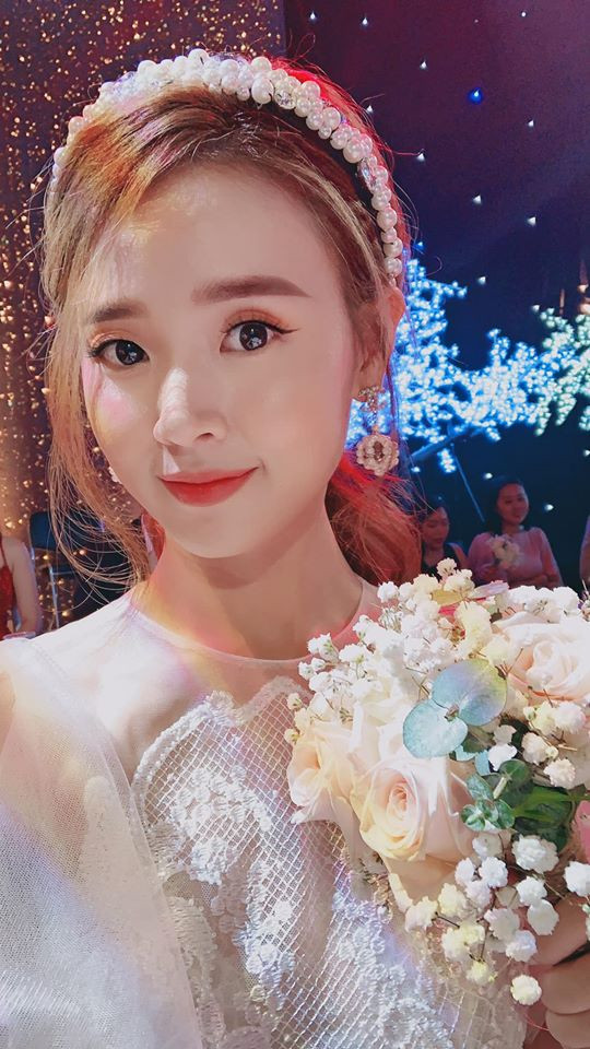 Hiện Midu đảm nhận vai trò giảng viên ngành mỹ thuật tại một trường đại học. Bên cạnh đó, cô nàng còn tích cực tham gia các gameshow và lấn sân sang thị trường âm nhạc với nhiều dự án sắp tới.