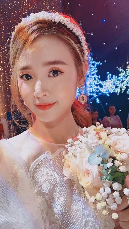 Hiện Midu đảm nhận vai trò giảng viên ngành mỹ thuật tại một trường đại học. Bên cạnh đó, cô nàng còn tích cực tham gia các gameshow và lấn sân sang thị trường âm nhạc với nhiều dự án sắp tới.