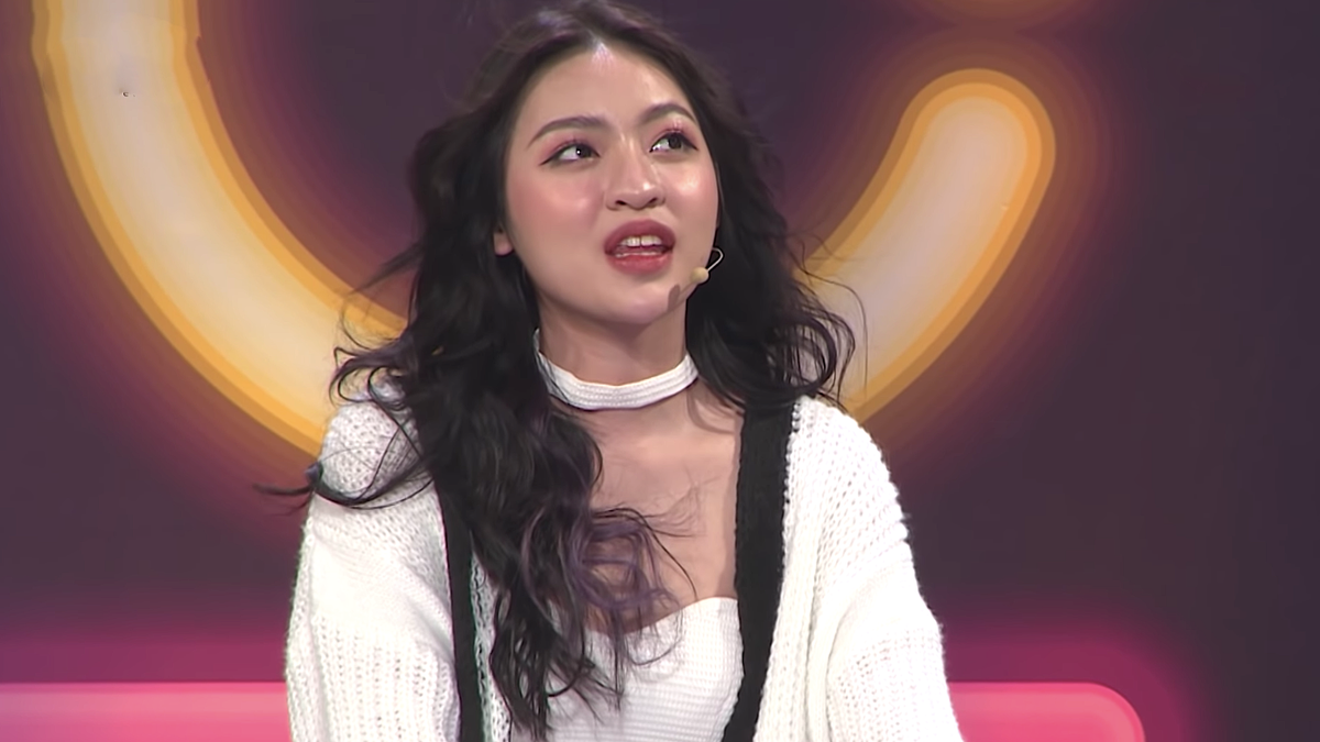 Nổi tiếng nhờ nhan sắc xinh đẹp cùng những câu thả thính, tuy nhiên hết lần này đến lần khác khi lên hình không qua chỉnh sửa, Trần Thanh Tâm gây thất vọng về nhan sắc thật của mình.