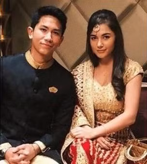 Trước đây, khi bước sang tuổi 30 hoàng tử Mateen đã từng khiến cộng đồng mạng xôn xao trong một thời gian dài khi đăng tin tuyển vợ. Đối diện với thông tin này, nhiều netizen đã đặt ra nhiều sự thắc mắc, bởi thật khó có thể tin rằng một vị hoàng tử điển trai và giàu có như Mateen lại chưa có "một nửa" để chia sẻ buồn vui.