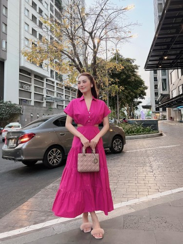 Nhiều người còn cho rằng Kim Chi quá sống ảo và phụ thuộc vào filter quá nhiều. Tuy nhiên không ít người đã lên tiếng bênh vực cho rằng hot girl TikTok vẫn khá xinh chỉ là gương mặt hốc hác hơn trước.