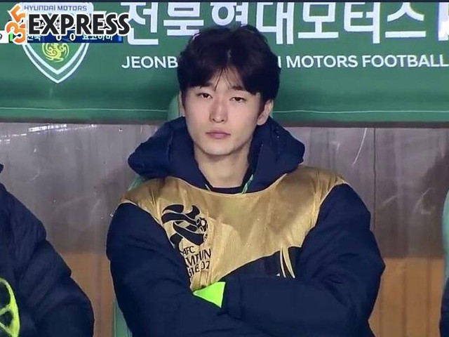 Theo đó, trong hiệp 2 của trận đấu, Cho Gue-sung đã ngay lập tức ghi liên tiếp 2 bàn trong vòng 3 phút, gỡ hòa cho đội tuyển Hàn Quốc.