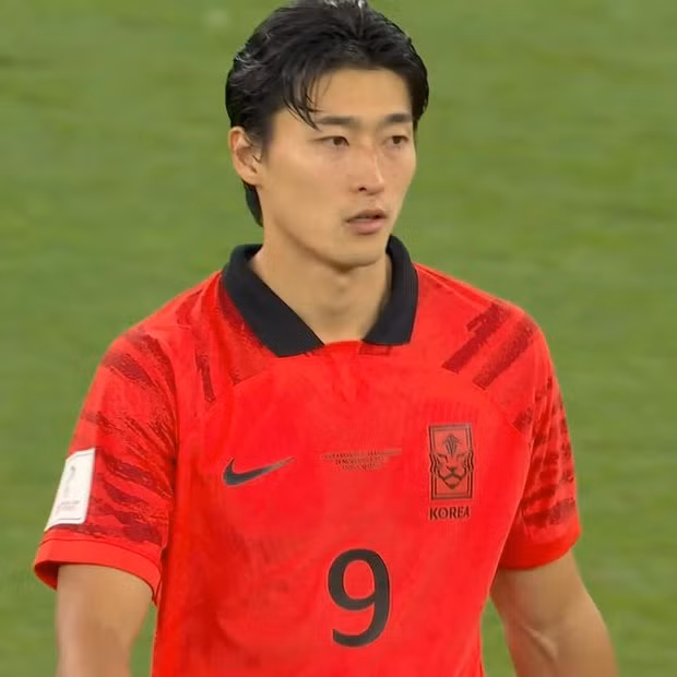 Bàn thắng của cầu thủ Hàn Quốc khiến người hâm mộ thích thú bởi quá đẹp mắt.