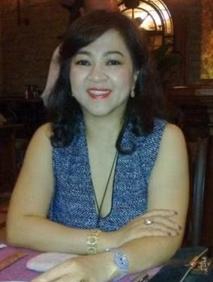 Đáng chú ý, so với hình ảnh trước kia, nữ CEO khu du lịch Đại Nam ở hiện tại có gương mặt khá trẻ trung với làn da căng mịn, ít nếp nhăn hơn hẳn.