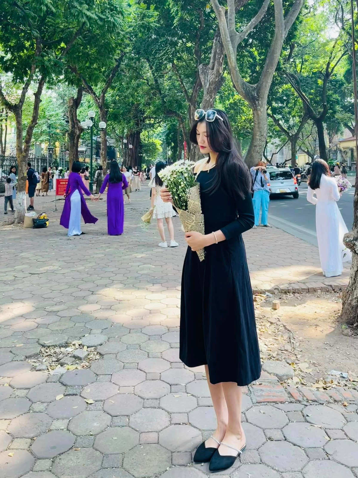 Vi Thị Yến Nhi có 5 năm đến với bóng chuyền, khởi đầu từ một cô bé yêu điền kinh và giành HCB Hội khỏe Phù Đổng tại Lạng Sơn.