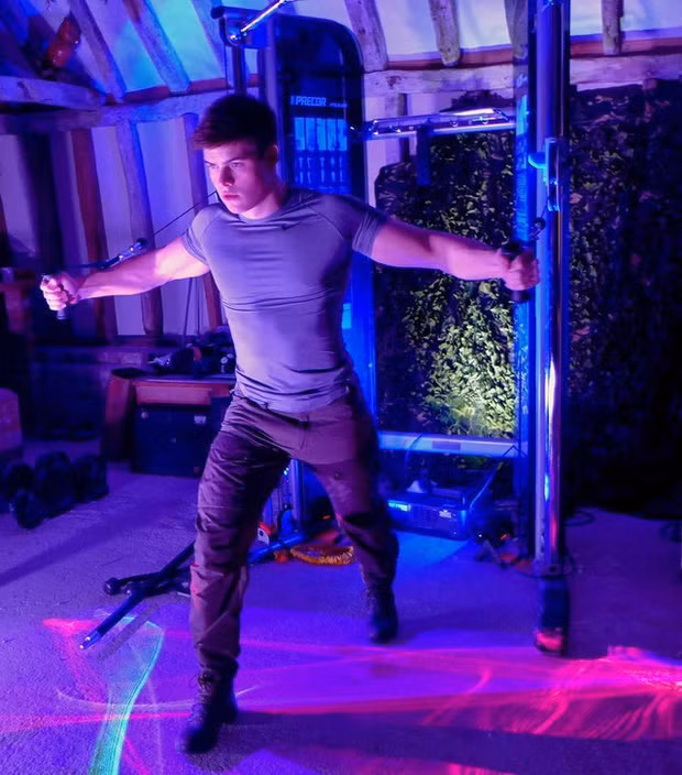 Hiện tại, Arthur đang theo học tại trường Đại học Edinburgh chuyên ngành Địa lý. Đây chính là ngôi trường đại học danh giá mà rất nhiều thành viên Hoàng gia cũng theo học, bao gồm Hoàng tử William và Harry.