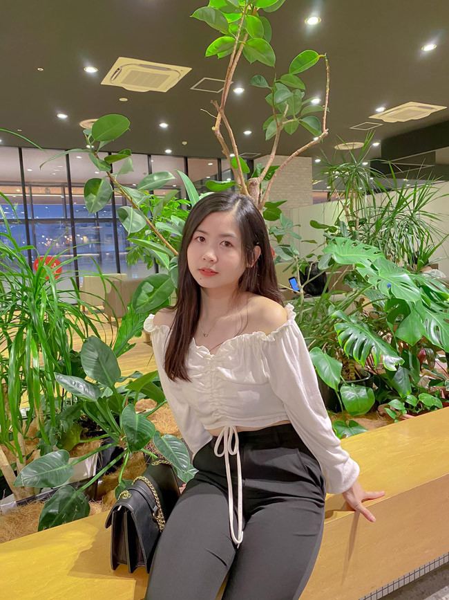 Dù đạt thành tích xuất sắc trong học tập nhưng Thanh Thư lại quyết định không theo tiếp lên con đường đại học khiến nhiều người bất ngờ.