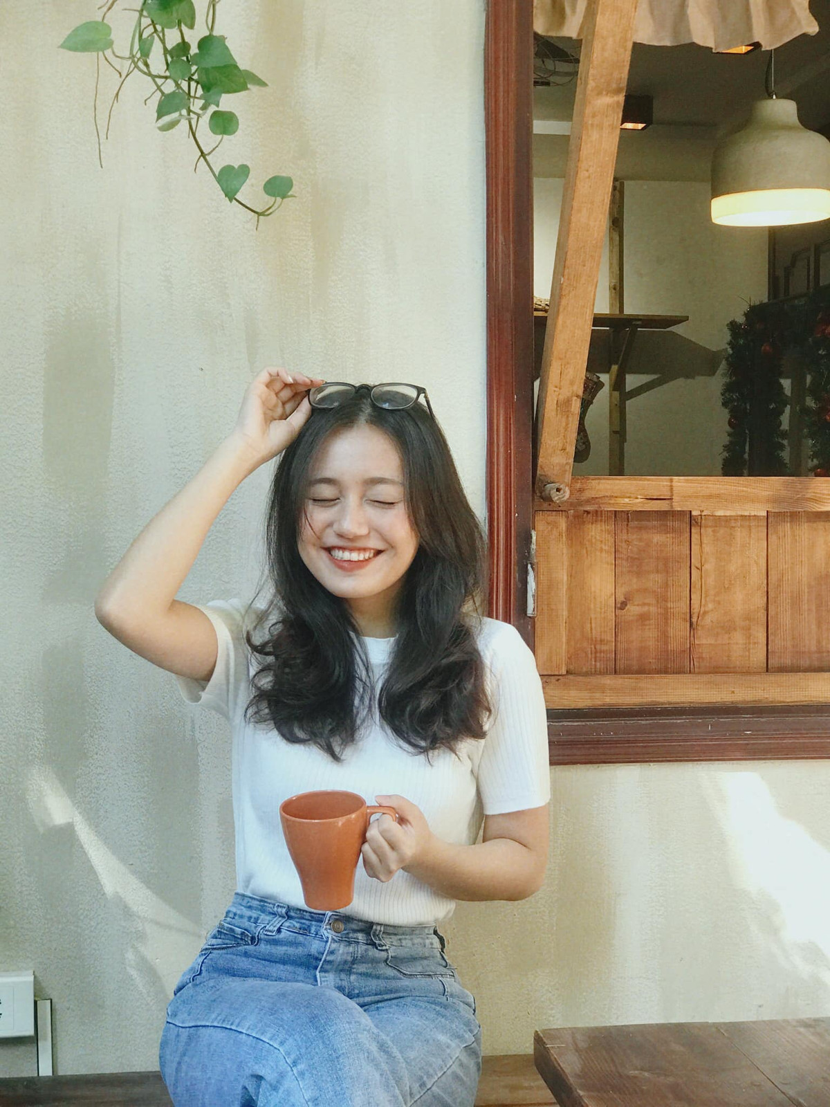 Cũng chính vì những lo lắng trên mà Hồng Hạnh rất bất ngờ khi qua được vòng tuyển chọn. Bởi lẽ cô nàng chỉ cao 1m55 trong khi nhiều người đẹp khác có vóc dáng cực kì ấn tượng.