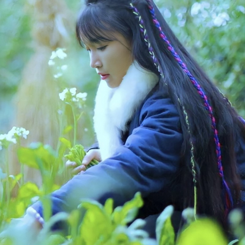 Nhưng vào tháng 8/2021, Lý Tử Thất bất ngờ thông báo sẽ dừng sản xuất video trên tất cả các nền tảng.