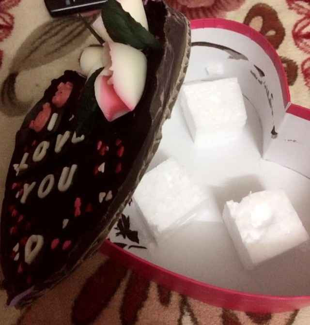 Bất ngờ chưa? Chocolate ngày Valentine phiên bản "đầu voi đuôi chuột".