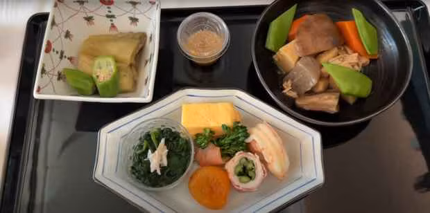 Minh sẽ tiếp tục ở lại Mỹ, còn Khoa Pug sẽ lên đường về quê hương một mình.