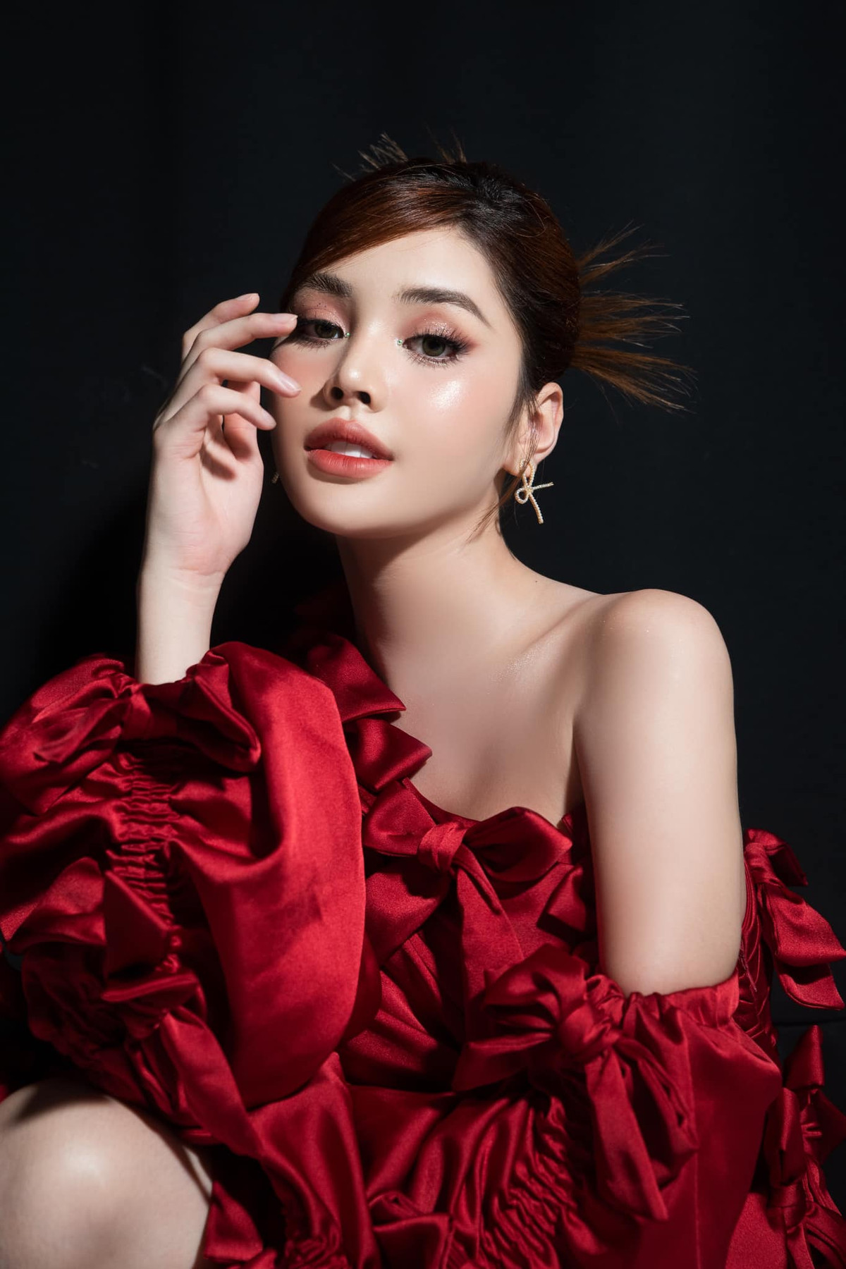 Dẫu vậy, Đan Tiên chỉ xem đó là một sở thích đặc biệt chứ chưa thực sự “định dạng” được bản thân. Cho đến khi có cảm xúc với một bạn trai, cô mới nhận ra mình khác biệt.