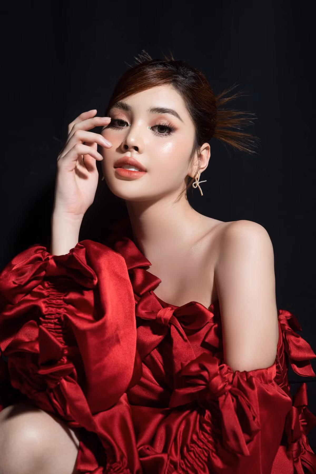 Dẫu vậy, Đan Tiên chỉ xem đó là một sở thích đặc biệt chứ chưa thực sự “định dạng” được bản thân. Cho đến khi có cảm xúc với một bạn trai, cô mới nhận ra mình khác biệt.