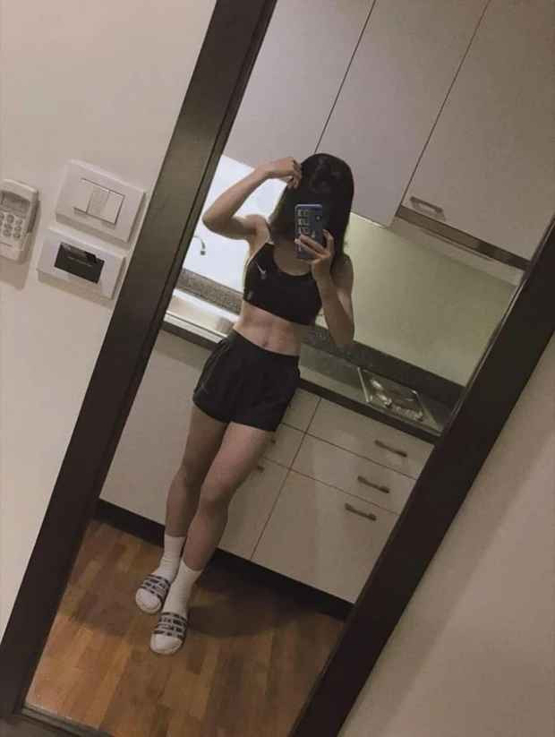 Vì là dân thể thao nên Thanh Nhã sở hữu thân hình săn chắc, đặc biệt là vòng 2 thon gọn.