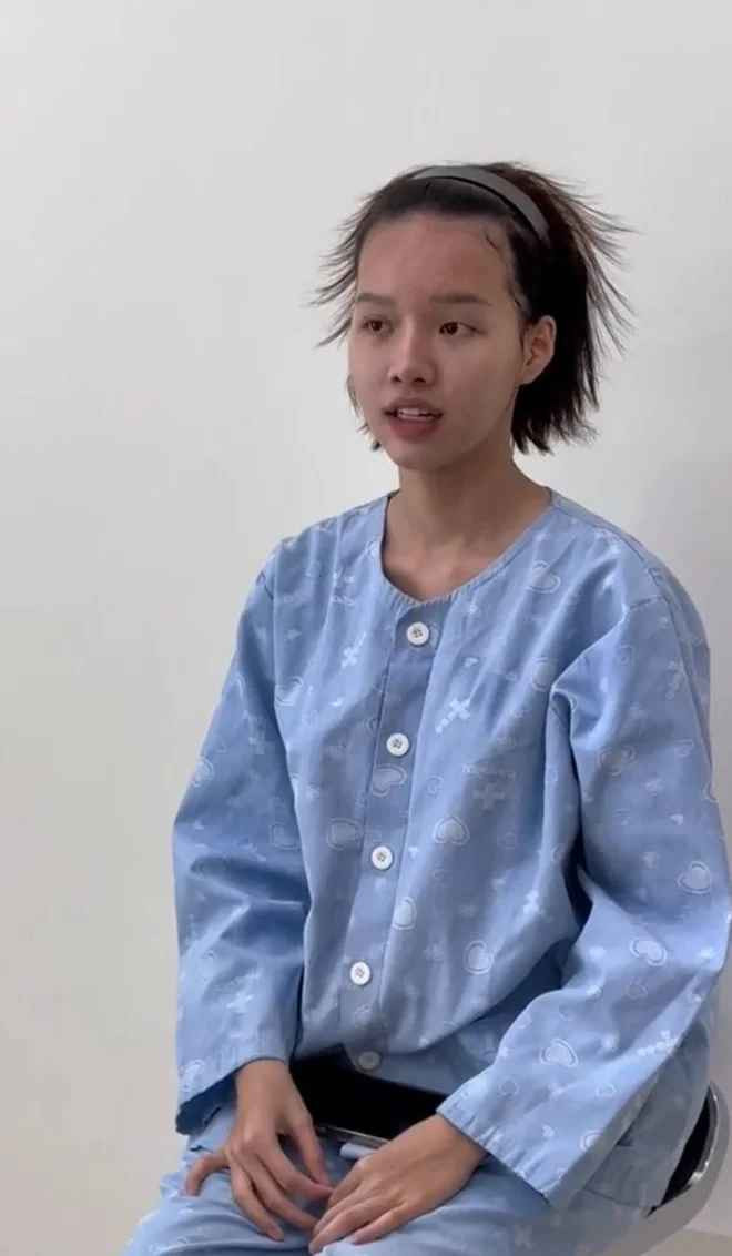 Các video của Jimin Young chủ yếu thiên về làm đẹp với những màn “vịt hoá thiên nga” khiến người xem ngỡ ngàng.