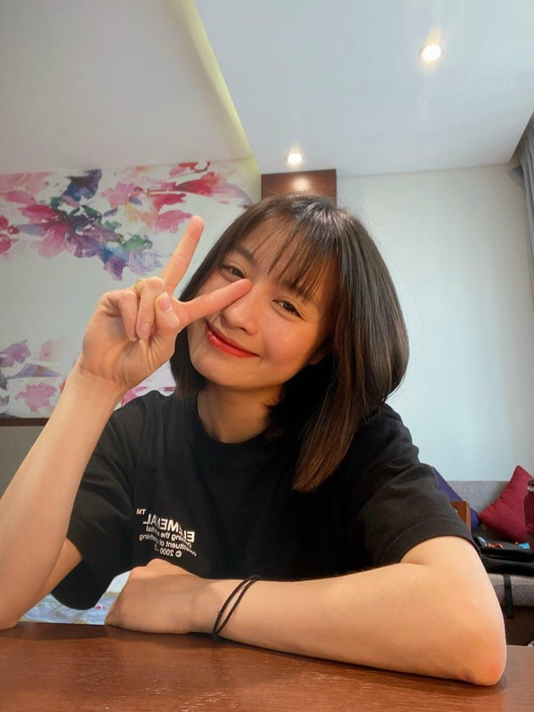 Nữ cầu thủ này cùng đội tuyển Việt Nam giành một huy chương vàng SEA Games vào năm 2019.