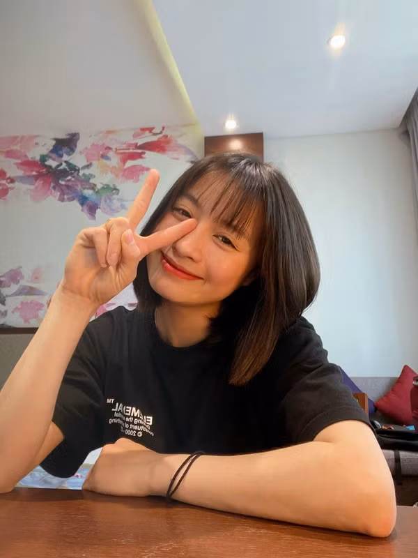 Nữ cầu thủ này cùng đội tuyển Việt Nam giành một huy chương vàng SEA Games vào năm 2019.