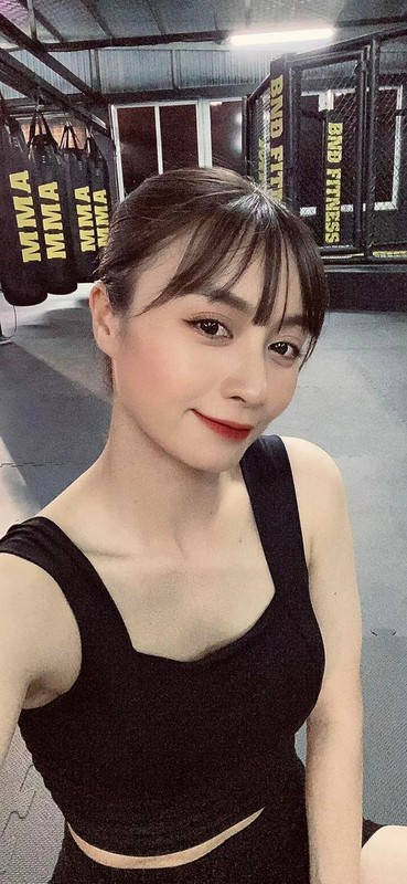 Nhan sắc ngoài đời của Hoàng Thị Loan.