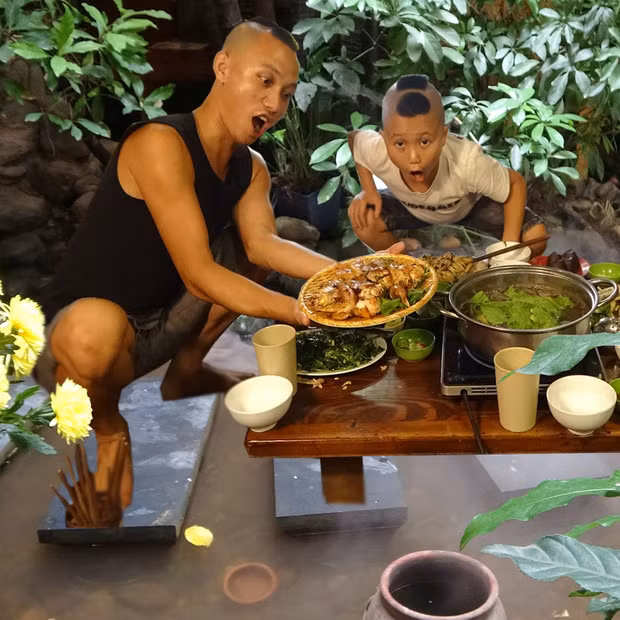 Tam Mao TV có 2 thành viên là Mao huynh và Mao đệ . Trong khi Mao đệ đã 20 tuổi nhưng vẫn sở hữu ngoại hình như trẻ con, chỉ biết quanh quẩn chăn bò ở quê thì Mao huynh là sinh viên tốt nghiệp đại học nhưng thất nghiệp. Cả hai đã cùng hợp sức làm YouTube từ năm 2015 và có được thành công ngoài mong đợi.