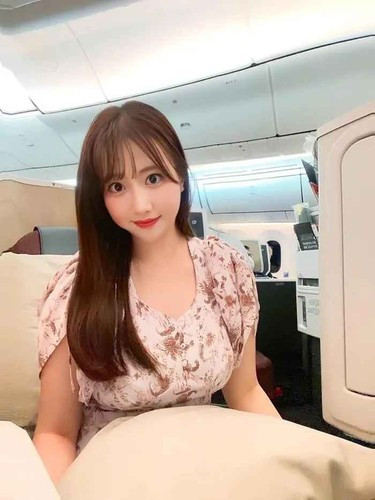 Ở thời điểm hiện tại, Đinh Sao Mai không chỉ là một cô giáo tiếng Nhật mà còn là biểu tượng cho hình ảnh người phụ nữ hiện đại: độc lập, tài giỏi nhưng vẫn giữ được sự dịu dàng, nữ tính truyền thống.