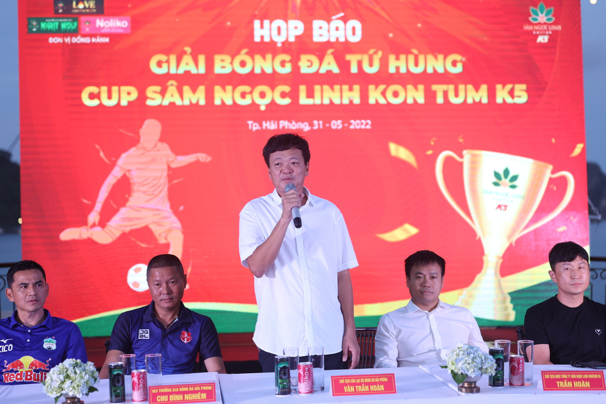 Xuat hien o giai Tu hung, Doan Van Hau bao tin vui