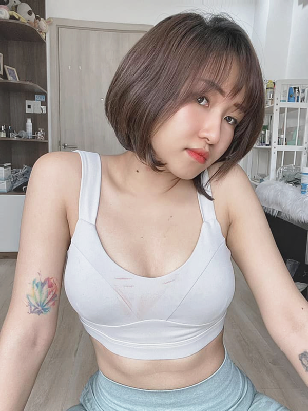 Có thể thấy, con trai chính là nguyên nhân lớn nhất để Uyên Pu tạm gác lại công việc. Thế nhưng cậu bé cũng là động lực to lớn để cô thay đổi, cố gắng hơn từng ngày.