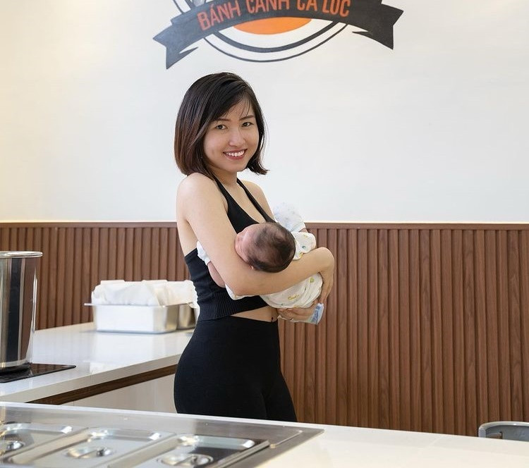 Mới đây, trên trang cá nhân của mình, Uyên Pu đã đăng tải dòng trạng thái nhìn lại khoảng thời gian năm 2021 đã trôi qua cũng như chia sẻ về lý do “lặn” khỏi công việc streamer mang lại thu nhập khủng.