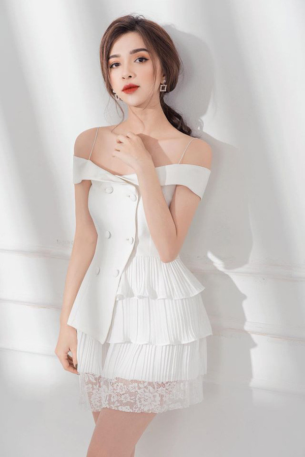 Theo như chia sẻ trong đoạn clip giới thiệu, Diễm Quỳnh từng trải qua 2 mối tình trong đó mối tình đầu tiên kéo dài 4 năm nhưng do bị phản bội nên cô quyết định chia tay, còn chàng trai thứ 2 khiến cô cảm thấy bất an khi ở bên cạnh.