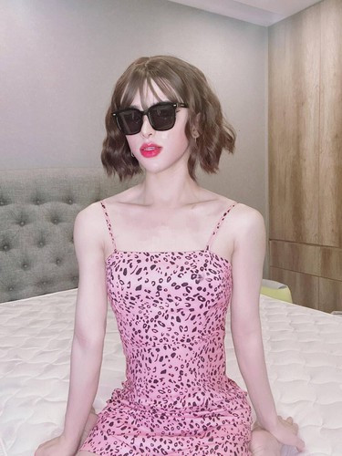 Việc mất tài khoản TikTok khiến Trần Đức Bo phải bật khóc: "Việc mà bạn đang làm là đá đi chén cơm của mình, không để mình lo cho gia đình mình, cuộc sống và tương lai của mình".