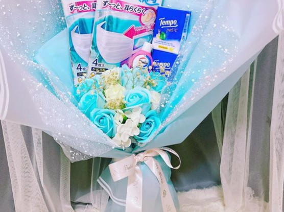 Với những món quà Quốc tế Phụ nữ mùa dịch này, các đấng mày râu thể hiện sự nhanh trí và hợp tình, hợp lý của mình.