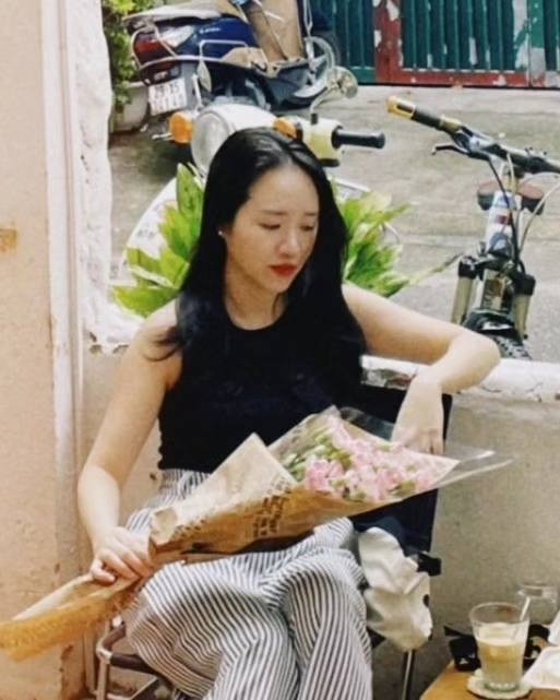 Kèm theo đó, Xuân Trường viết ngắn gọn nhưng đầy ngọt ngào: “Birthday girl. I love you”.