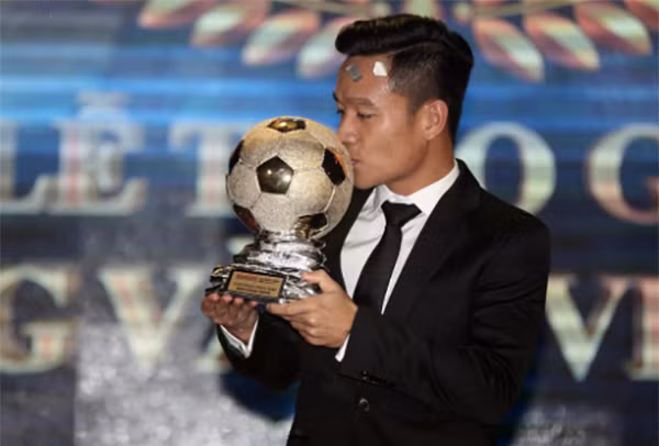 Dinh Thanh Trung va loat cau thu Viet lien quan ma tuy, chat cam-Hinh-2