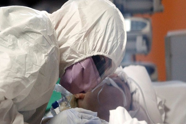 Sec xac nhan gan 1.500 nguoi mac Covid-19, 4 truong hop tu vong