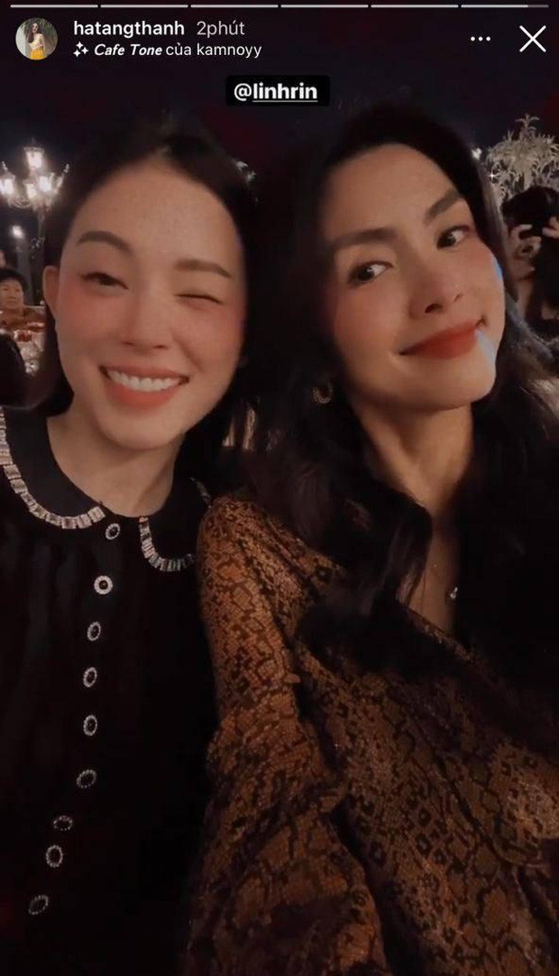 Không chỉ chung khung hình với "em chồng tương lai" - Tiên Nguyễn, hot girl Hà thành còn chụp ảnh với "chị dâu tương lai" - Tăng Thanh Hà.
