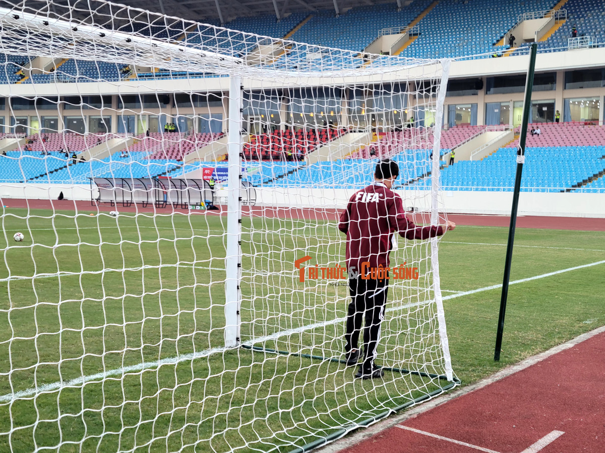 Tuyen Viet Nam danh roi tran hoa dang tiec truoc Iraq-Hinh-11