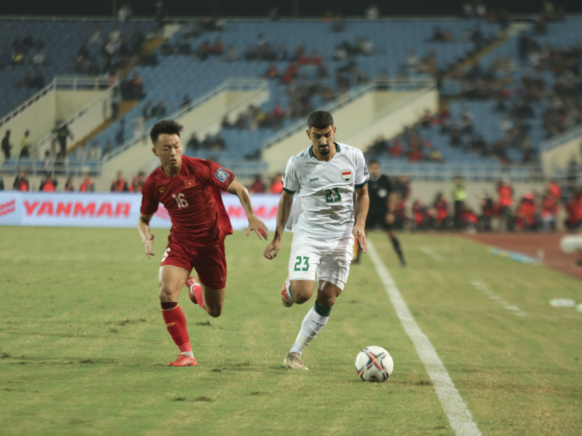 Tuyen Viet Nam danh roi tran hoa dang tiec truoc Iraq-Hinh-7