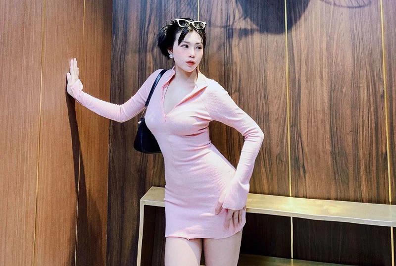 Chia sẻ thêm đôi chút về những dự định trong tương lai, nữ DJ cho biết cô sẽ nỗ lực phát triển hình ảnh cá nhân trong lĩnh vực âm nhạc.